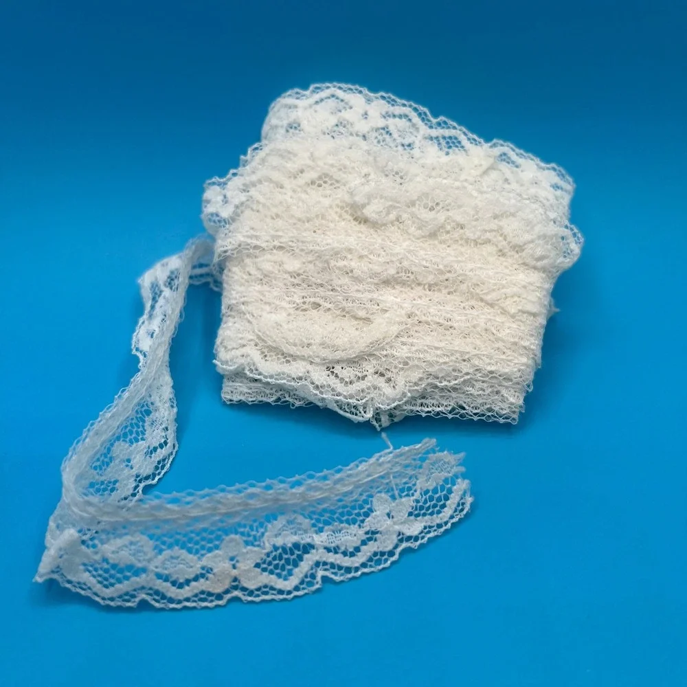 White Floral Scalloped Lace Trim 3/4 Inch Wide‎ x 2.5 Yards Sewing Craft Notion